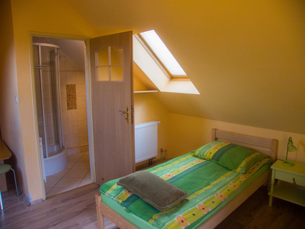 Gospodarstwo Agroturystyczne Ania I Filip Izabelin (Kramsk) Exterior foto