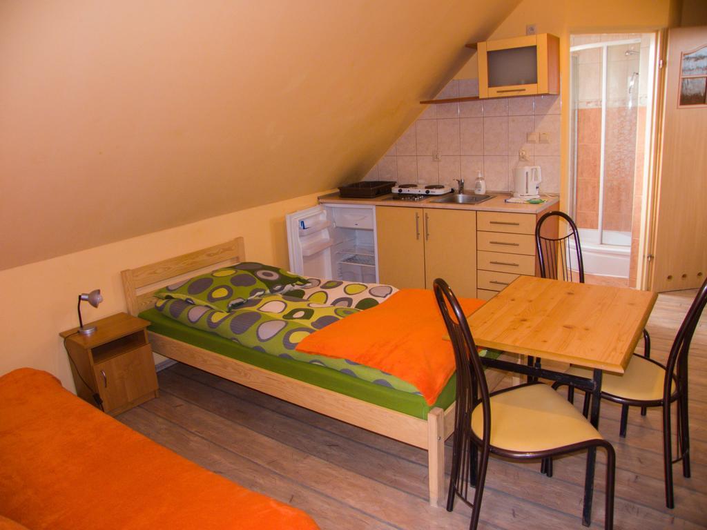 Gospodarstwo Agroturystyczne Ania I Filip Izabelin (Kramsk) Exterior foto